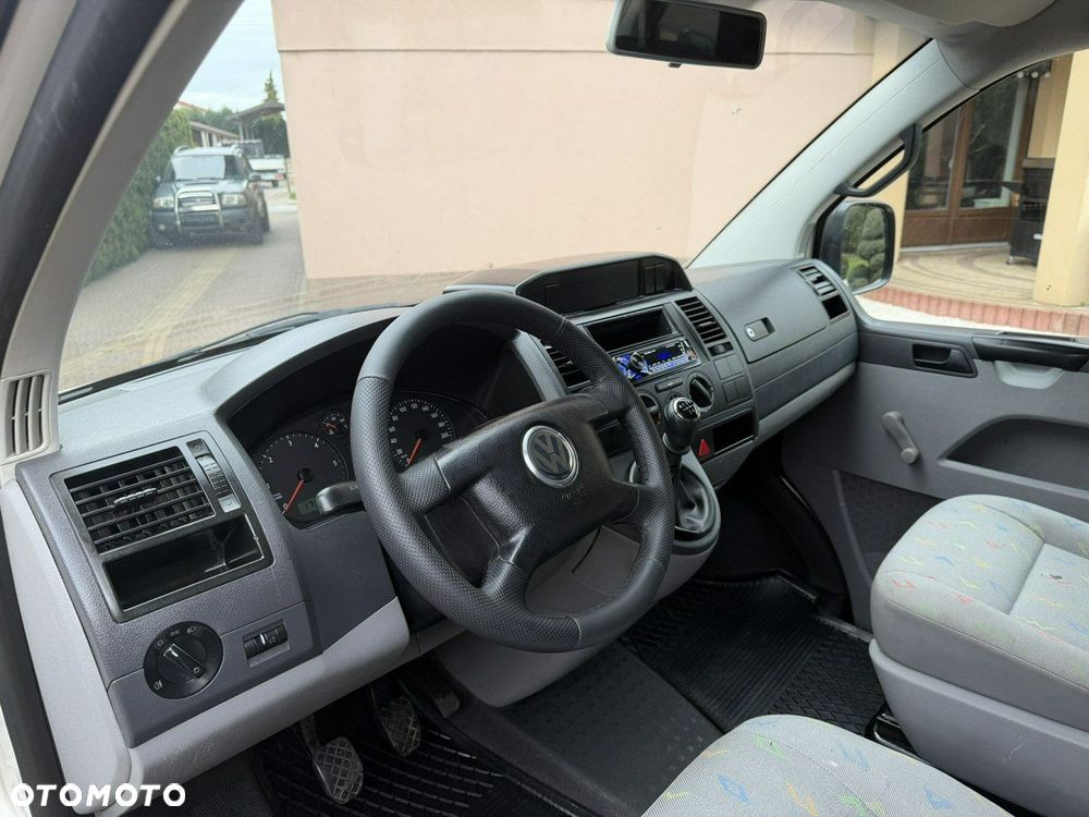 Volkswagen Transporter - 10