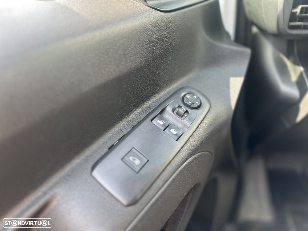 Peugeot Partner 1.5 BlueHDi Asphalt Standard EAT8 - 8