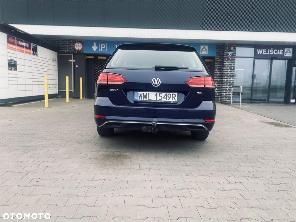 Volkswagen Golf - 4