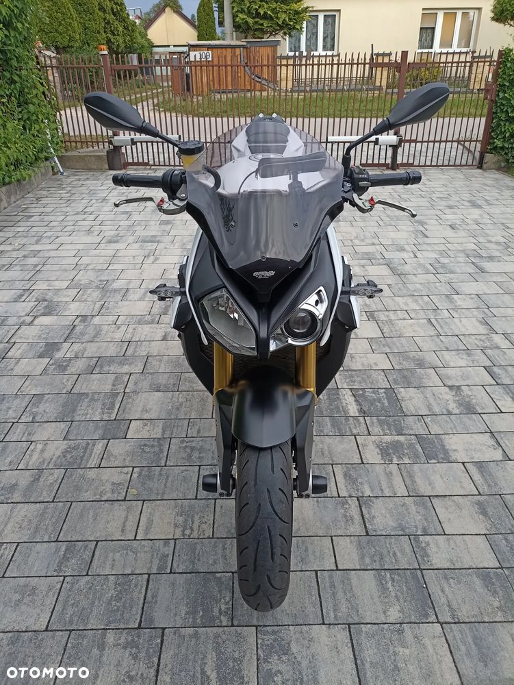 BMW S - 27