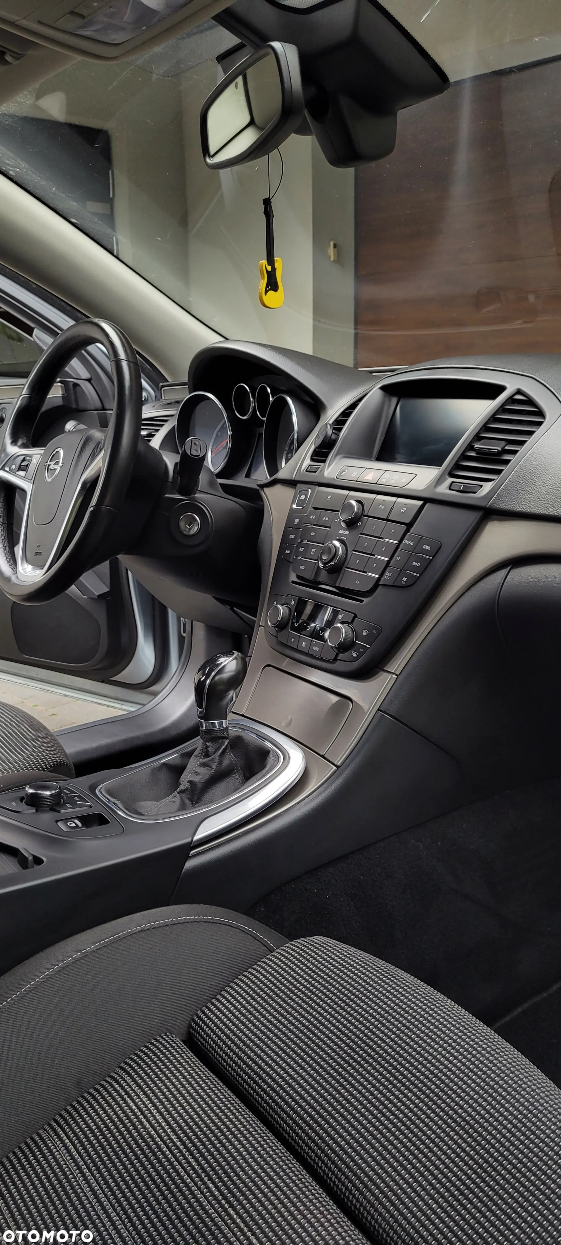Opel Insignia - 12