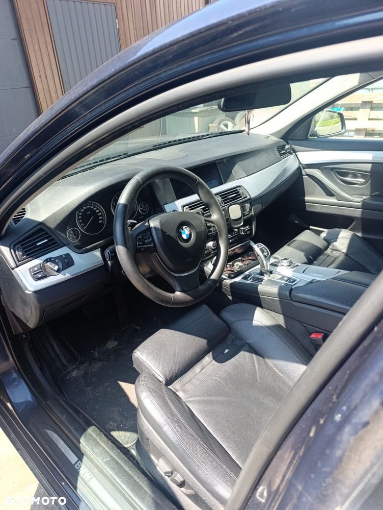 BMW Seria 5 535i - 15