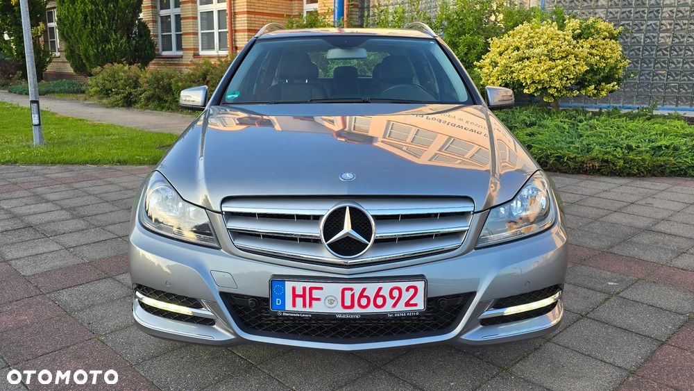 Mercedes-Benz Klasa C 180 BlueEFFICIENCY Avantgarde - 3