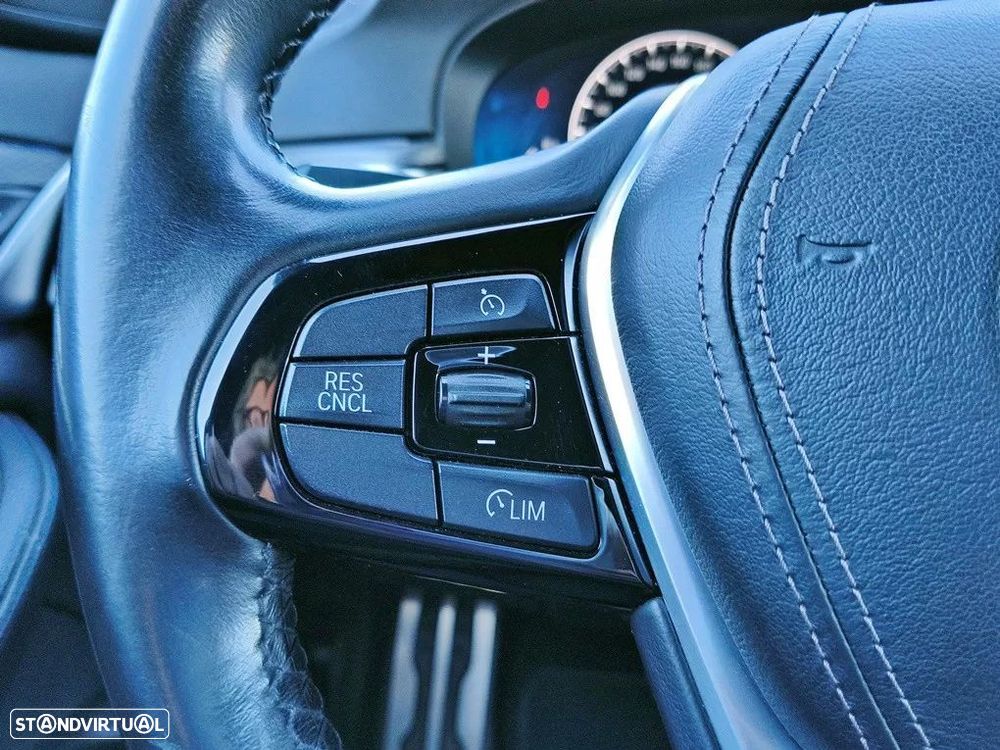 BMW 530 e iPerformance Pack M - 27