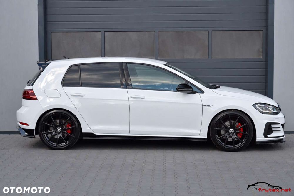 Volkswagen Golf - 3