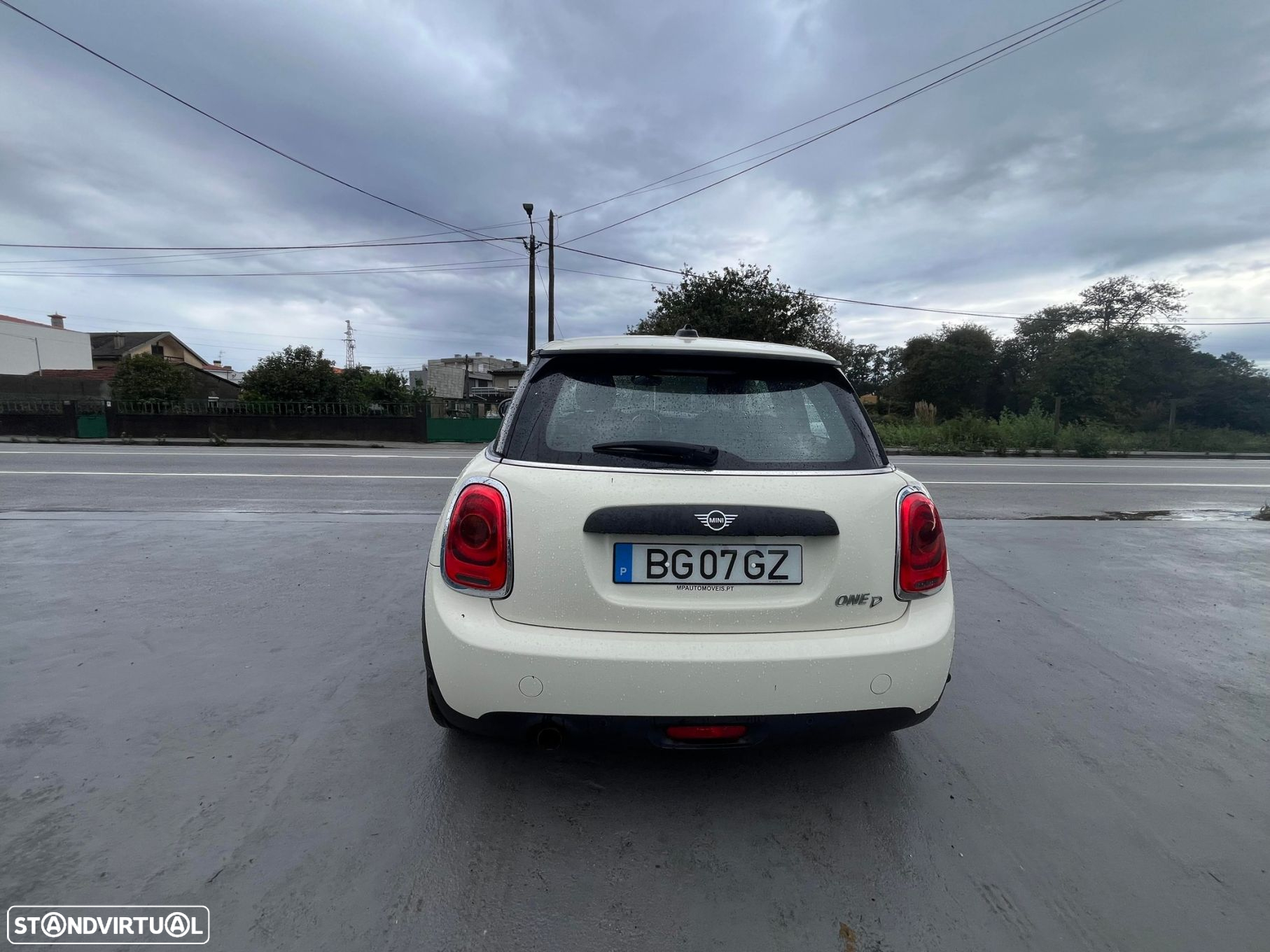MINI 3 Portas One D - 5