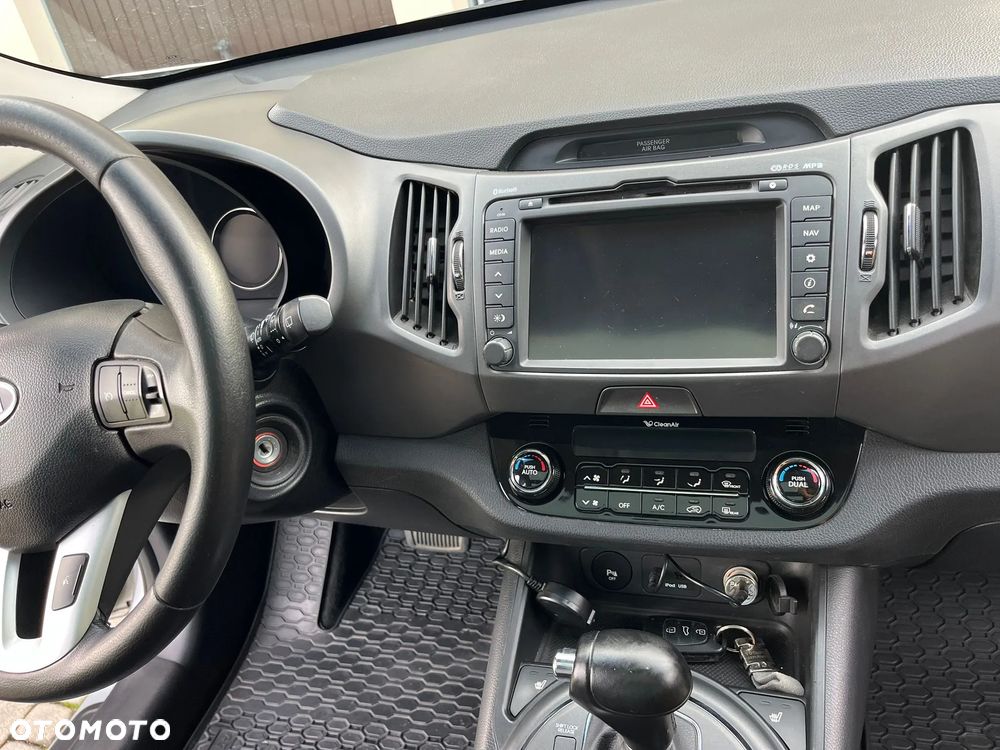 Kia Sportage 2.0 CRDI XL - 8