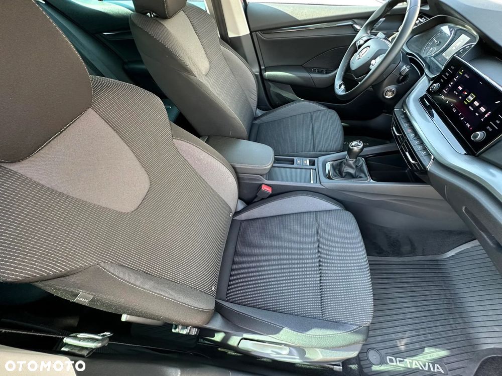 Skoda Octavia 2.0 TDI Ambition - 12