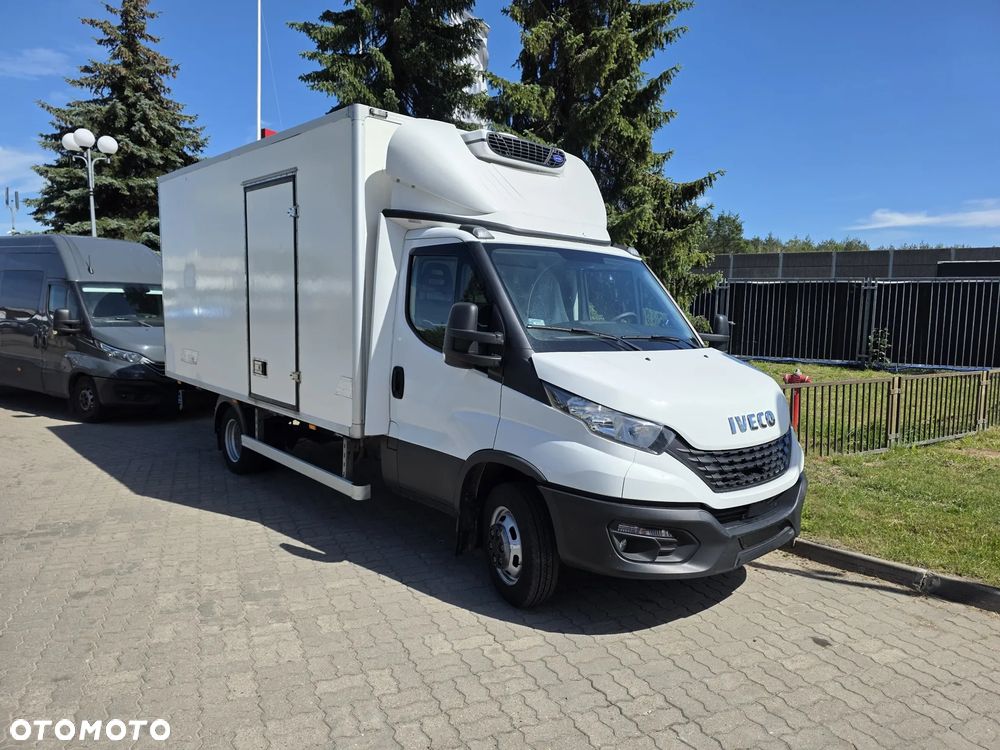 Iveco 50C16 Chłodnia Izoterma Winda 1000 kg ! 8EP + Zasilanie 230V Krajowy ! - 1