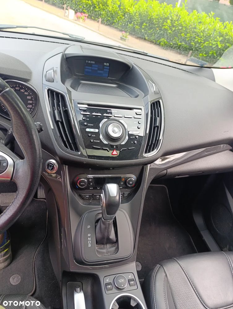 Ford Kuga 1.5 EcoBoost 4WD Titanium Plus - 10