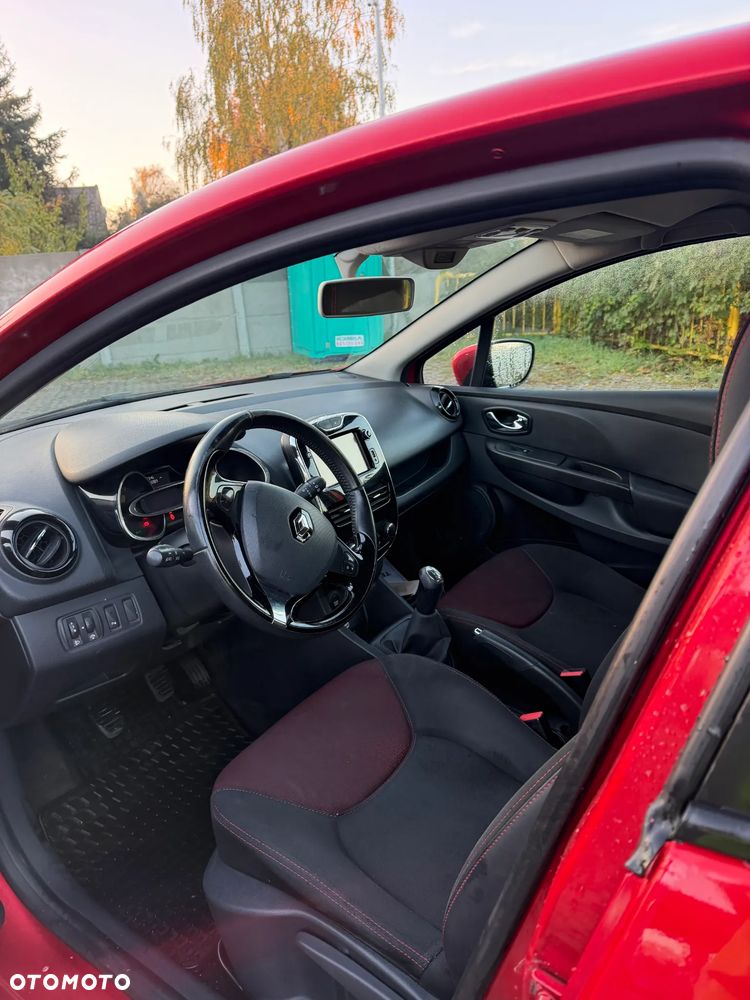 Renault Clio - 8