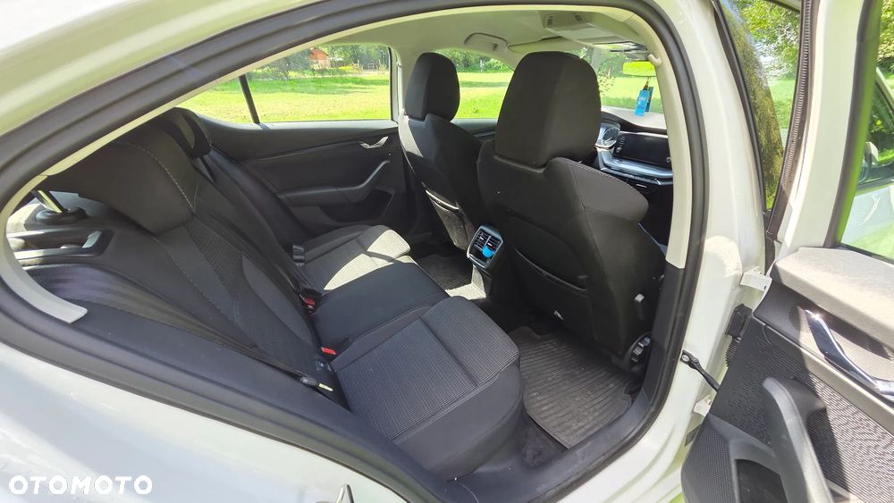Skoda Octavia 2.0 TDI Ambition - 10