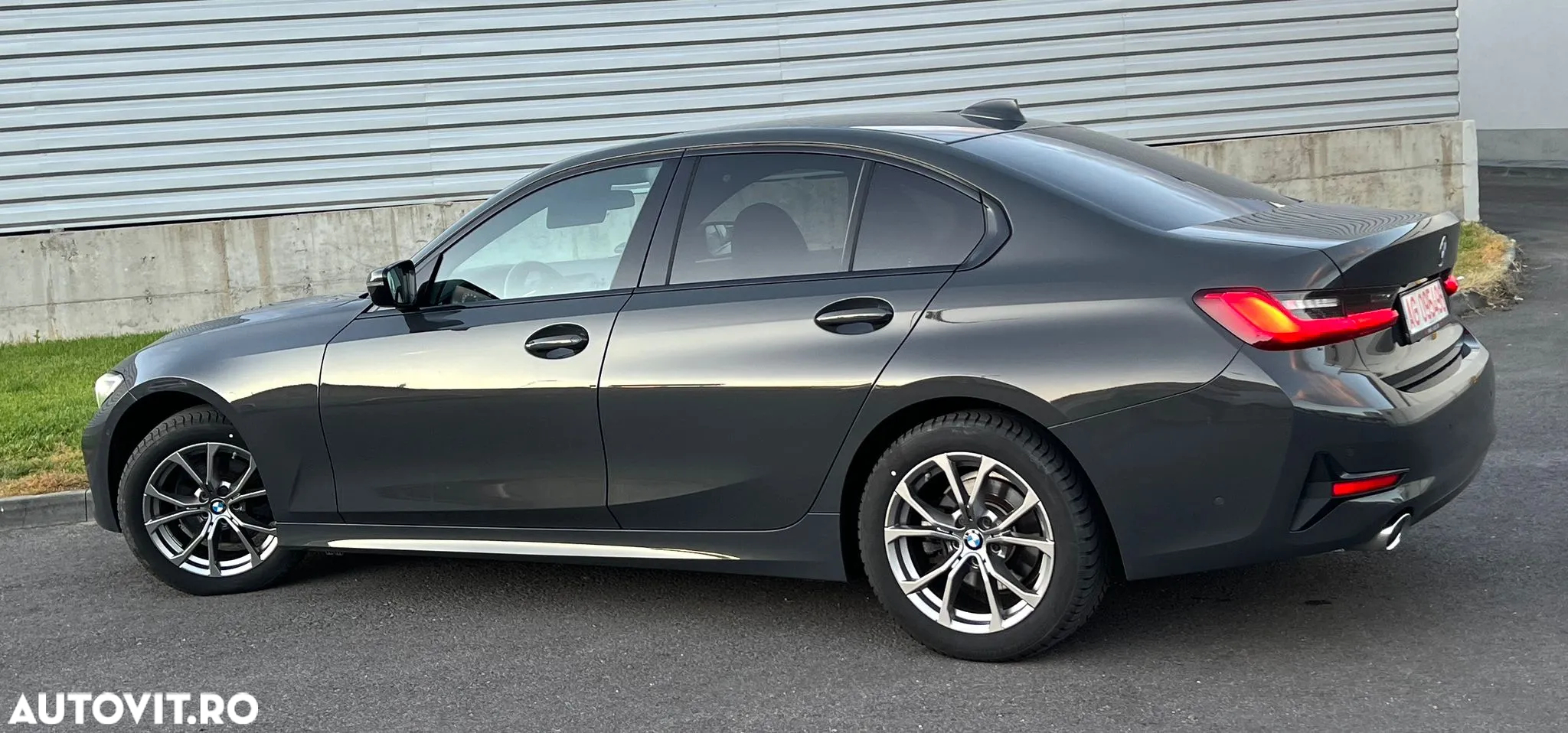 BMW Seria 3 320d Aut. Sport Line - 4