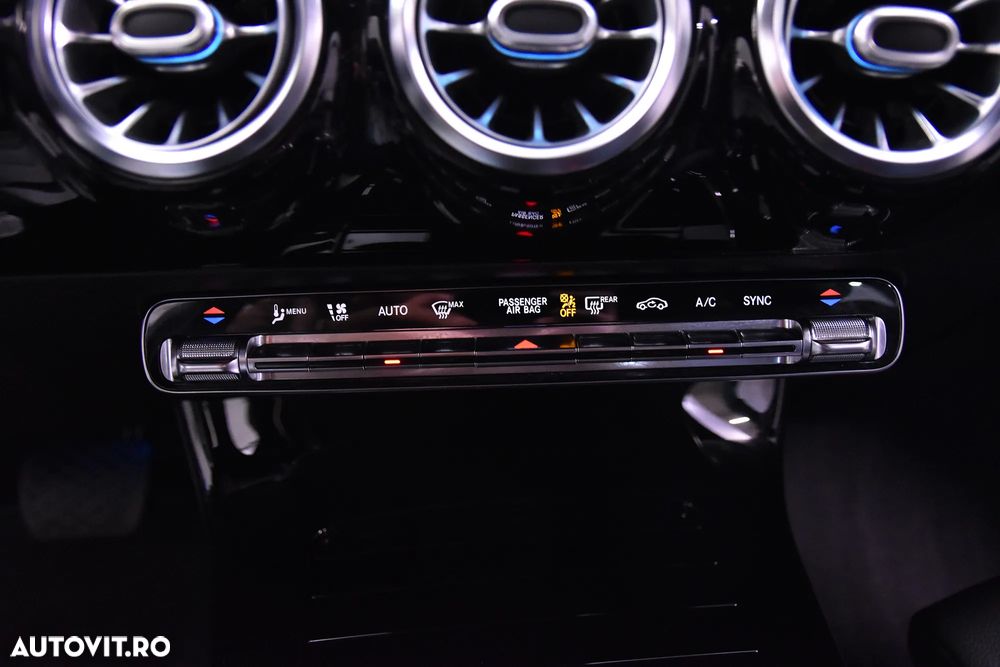 Mercedes-Benz A 180 7G-DCT - 18