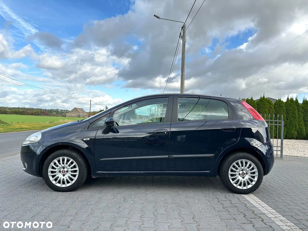 Fiat Grande Punto 1.4 8V - 11