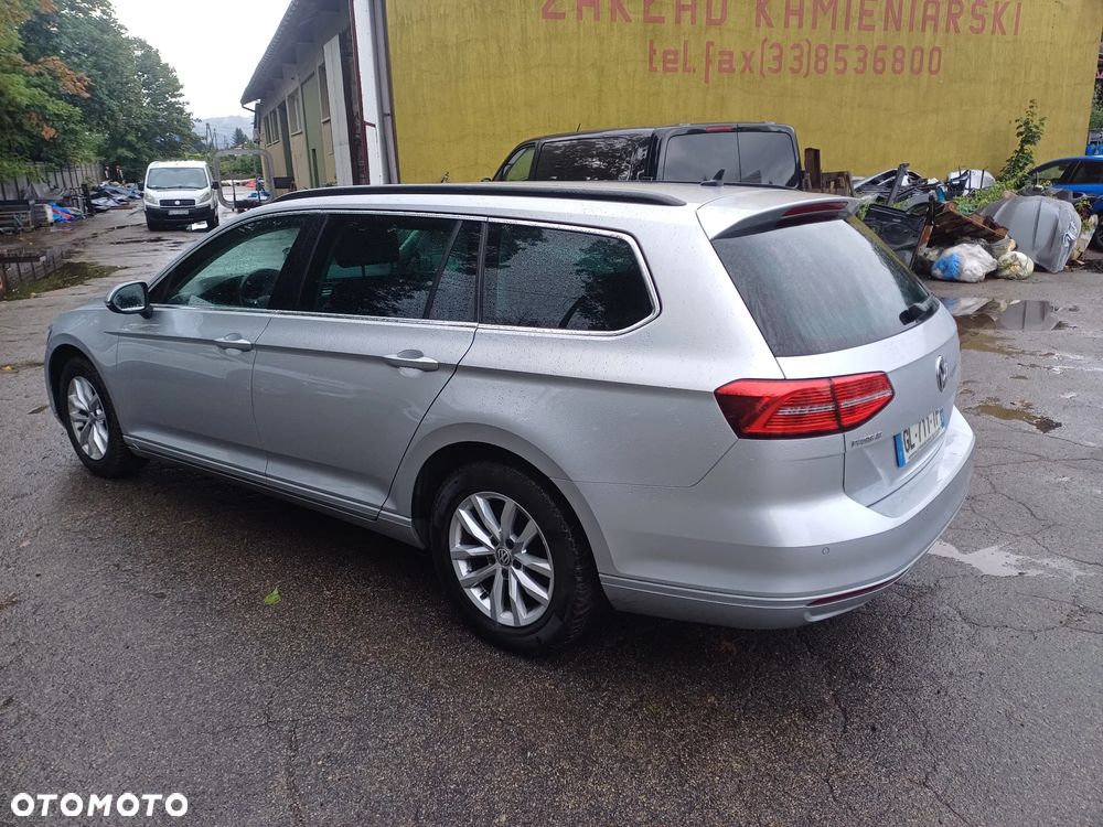 Volkswagen Passat 1.6 TDI (BlueMotion Technology) Comfortline - 3