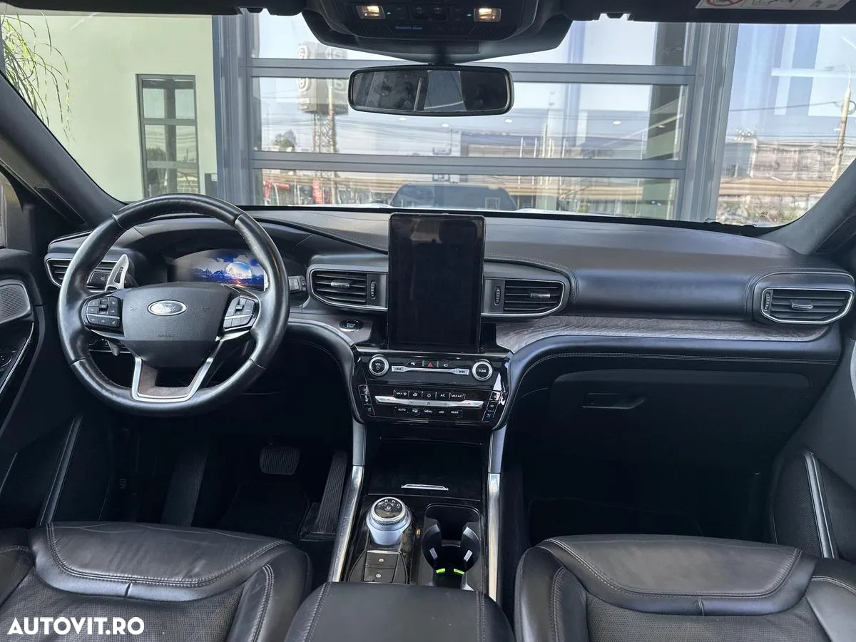 Ford Explorer EcoBoost Plug-in Hybrid PLATINUM - 11
