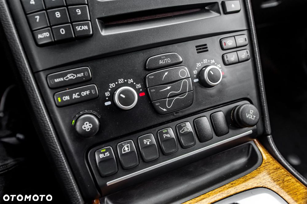 Volvo XC 90 3.2 Sport - 29