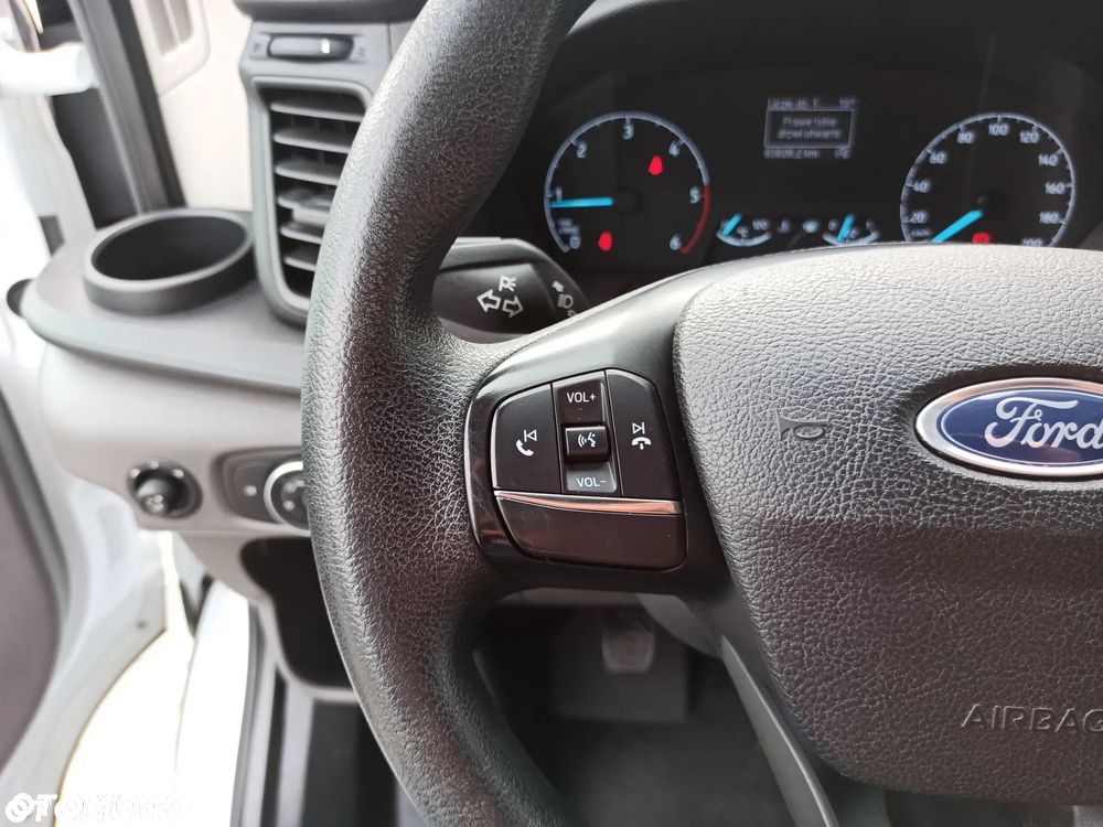 Ford TRANSIT - 13