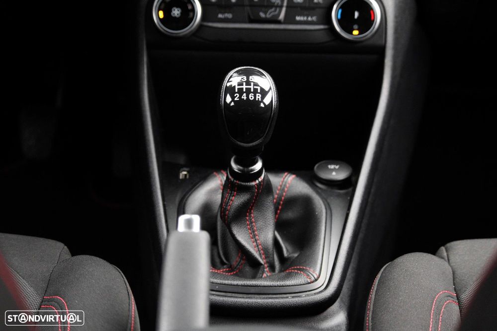 Ford Fiesta 1.0 EcoBoost ST-Line - 25