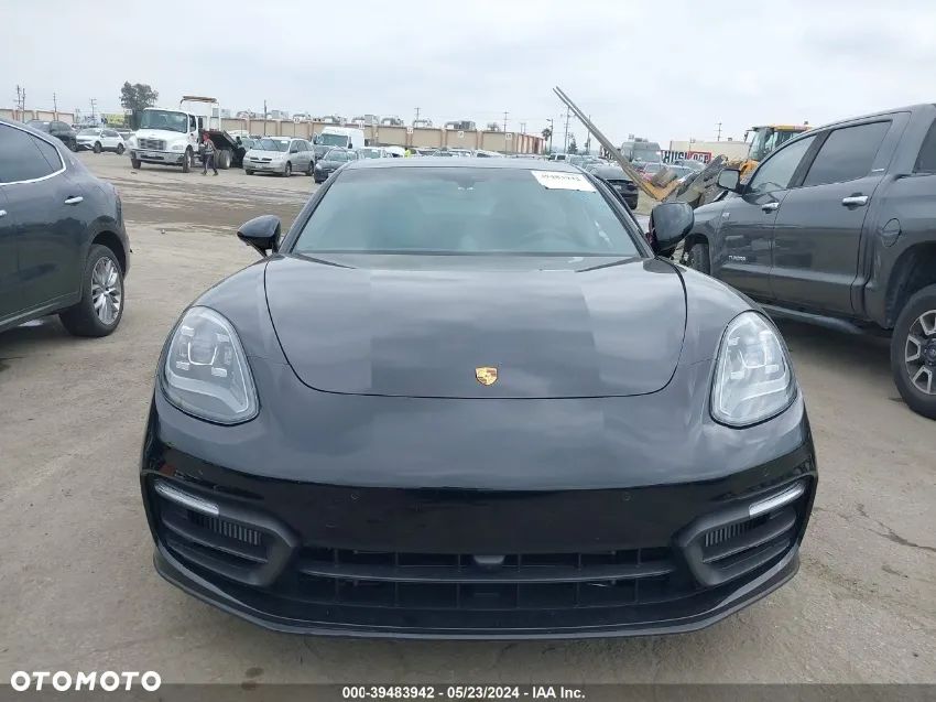 Porsche Panamera 4S - 1