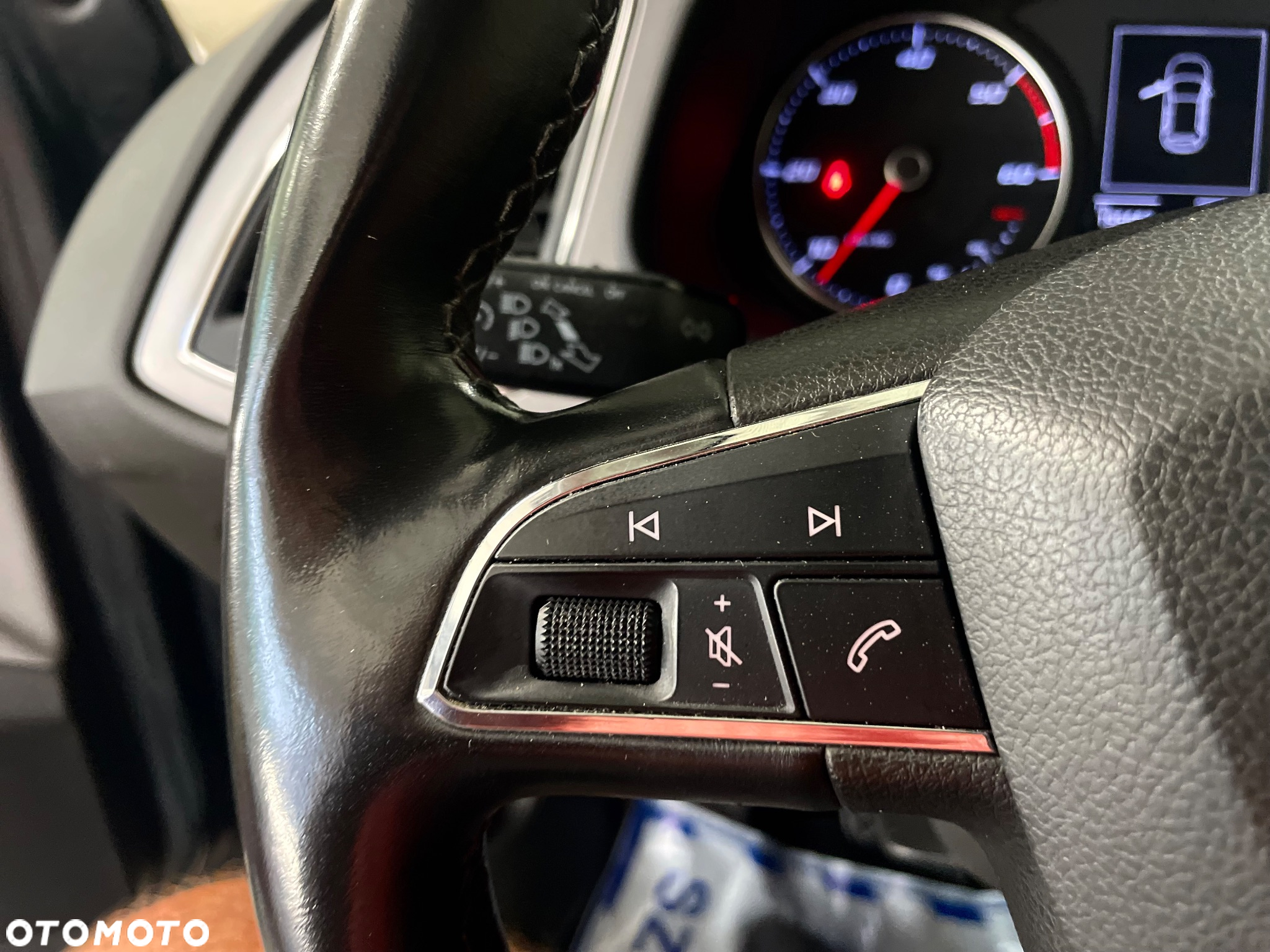 Seat Leon 1.6 TDI Full LED S&S - 20