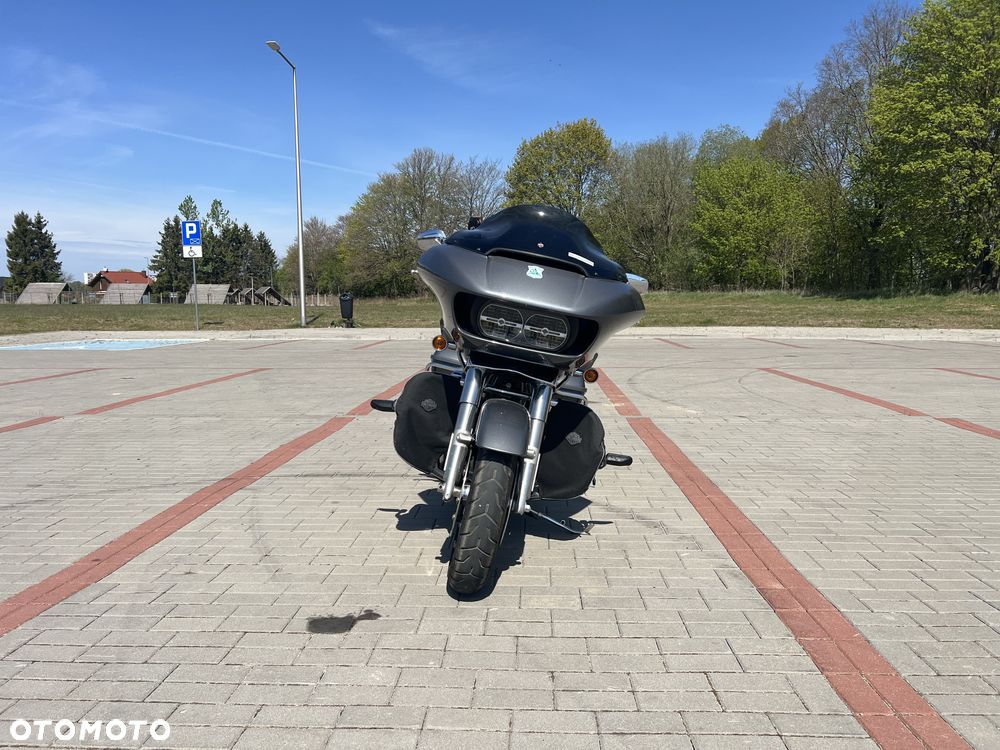 Harley-Davidson Touring Road Glide - 3