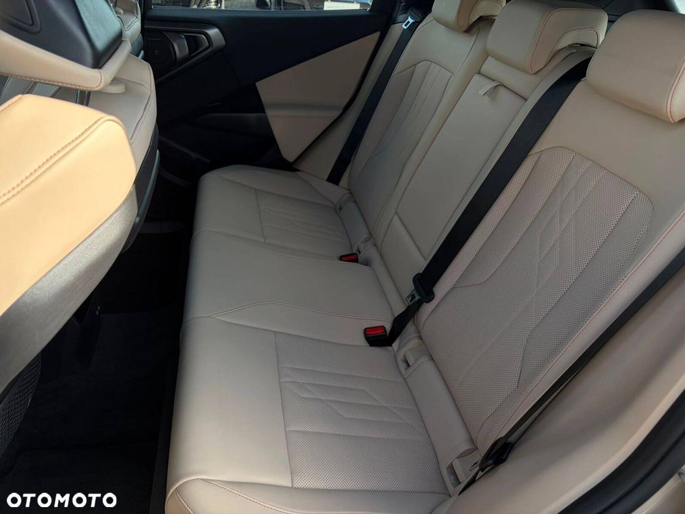 BMW X3 - 16