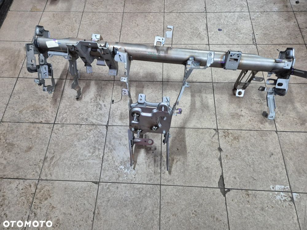 RAMA DESKI EU FIAT DOBLO II LIFT  15-22r. - 1