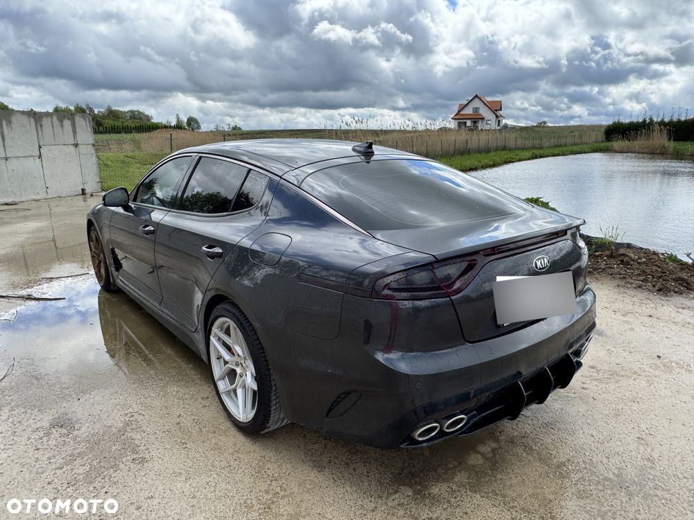 Kia Stinger 3.3 T-GDI V6 GT AWD - 12