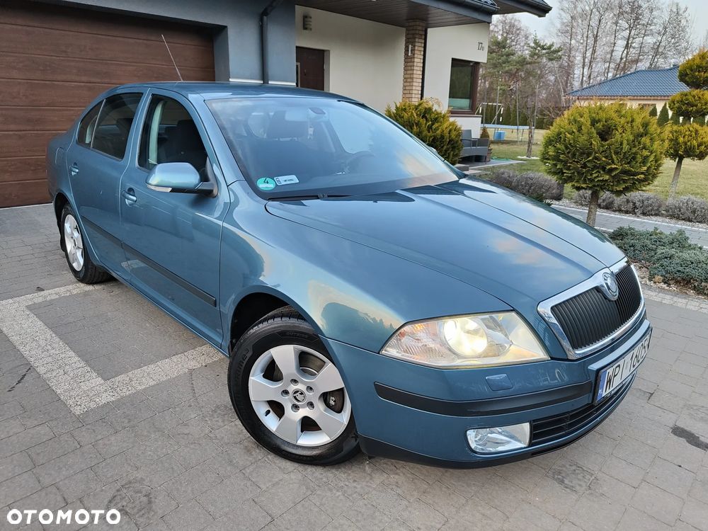 Skoda Octavia 1.6 Elegance - 28