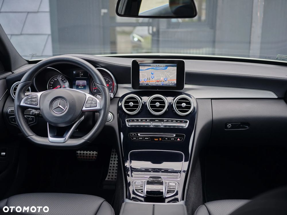 Mercedes-Benz Klasa C 200 4-Matic 9G-TRONIC - 12
