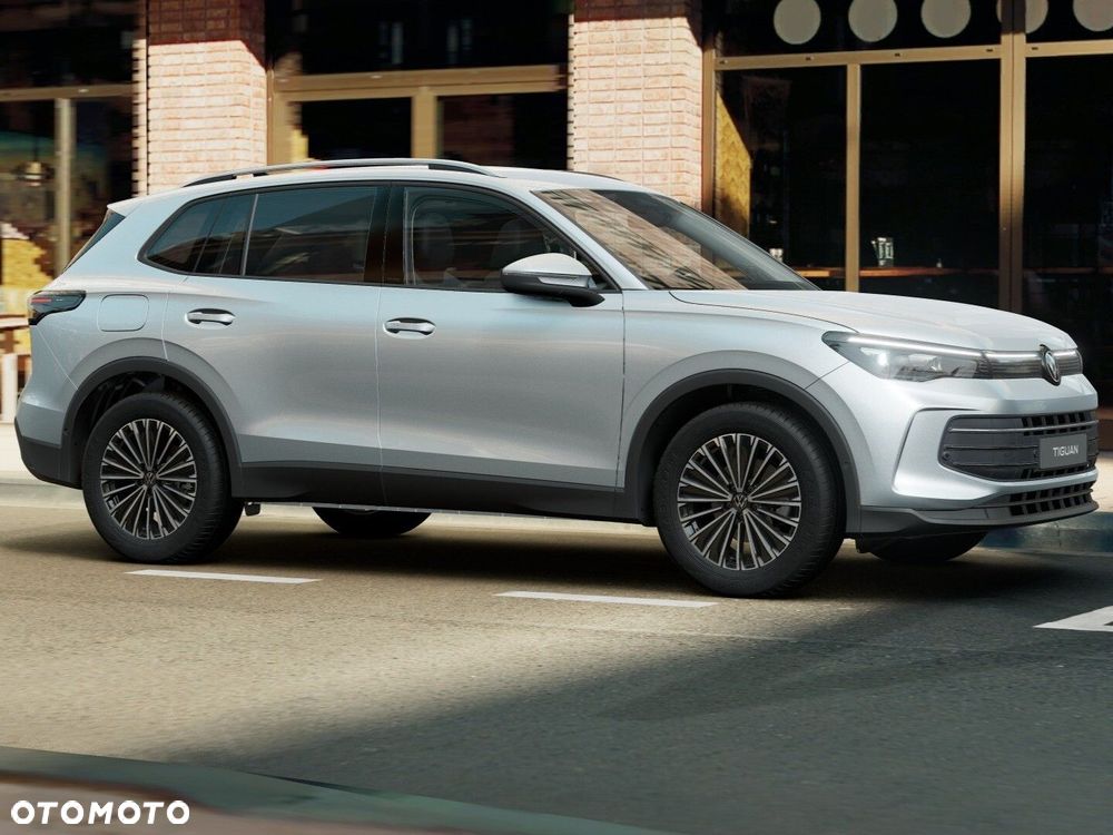 Volkswagen Tiguan - 4