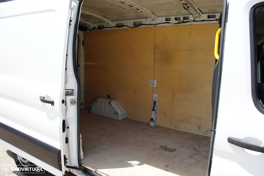 Ford Transit 2.2TDCI - 8