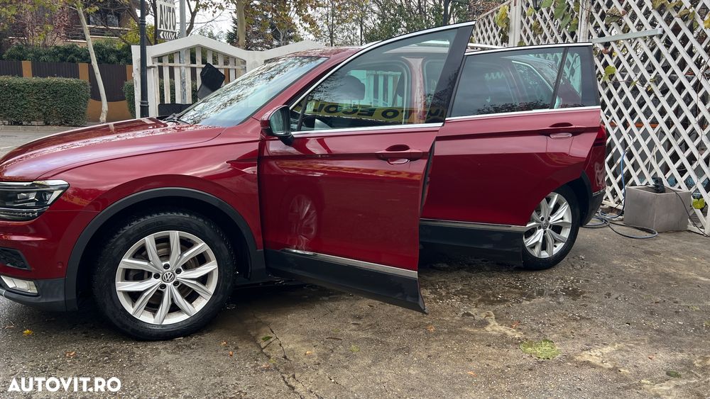 Volkswagen Tiguan 2.0 TSI DSG 4Mot Highline - 9