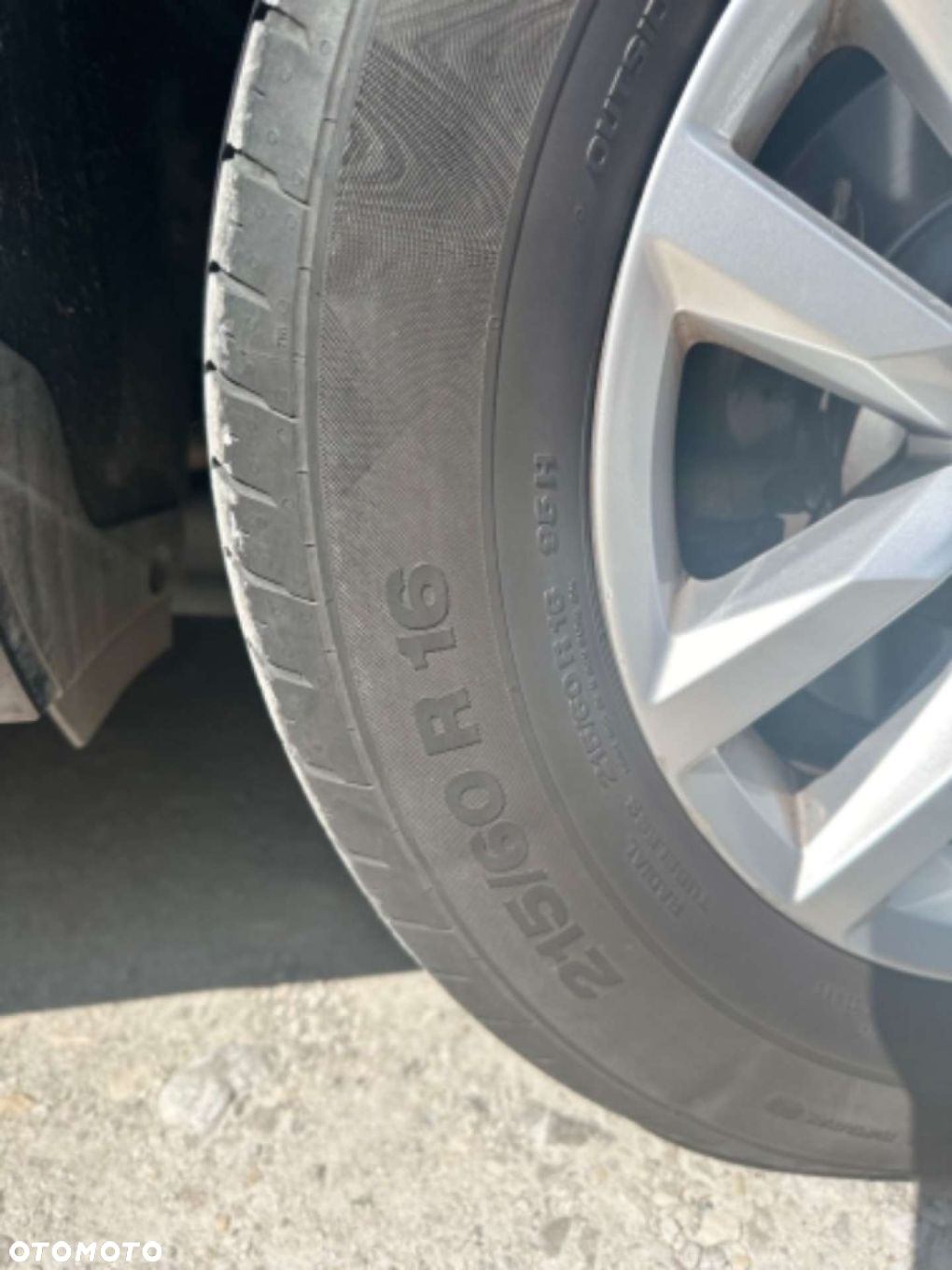 Volkswagen Passat 2.0 TDI SCR Comfortline - 11