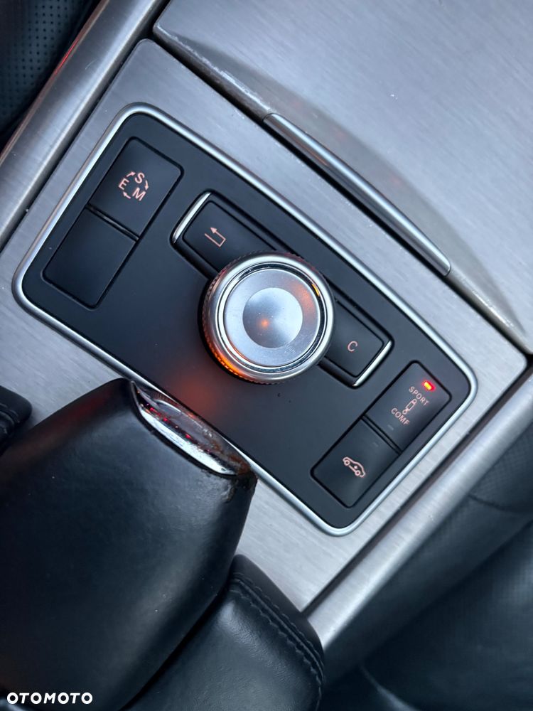 Mercedes-Benz Klasa E 350 CDI 4-Matic BlueEff Avantgarde - 23