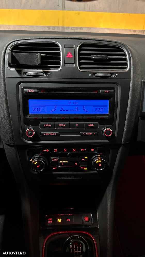 Volkswagen Golf 1.4 TSI Highline - 9