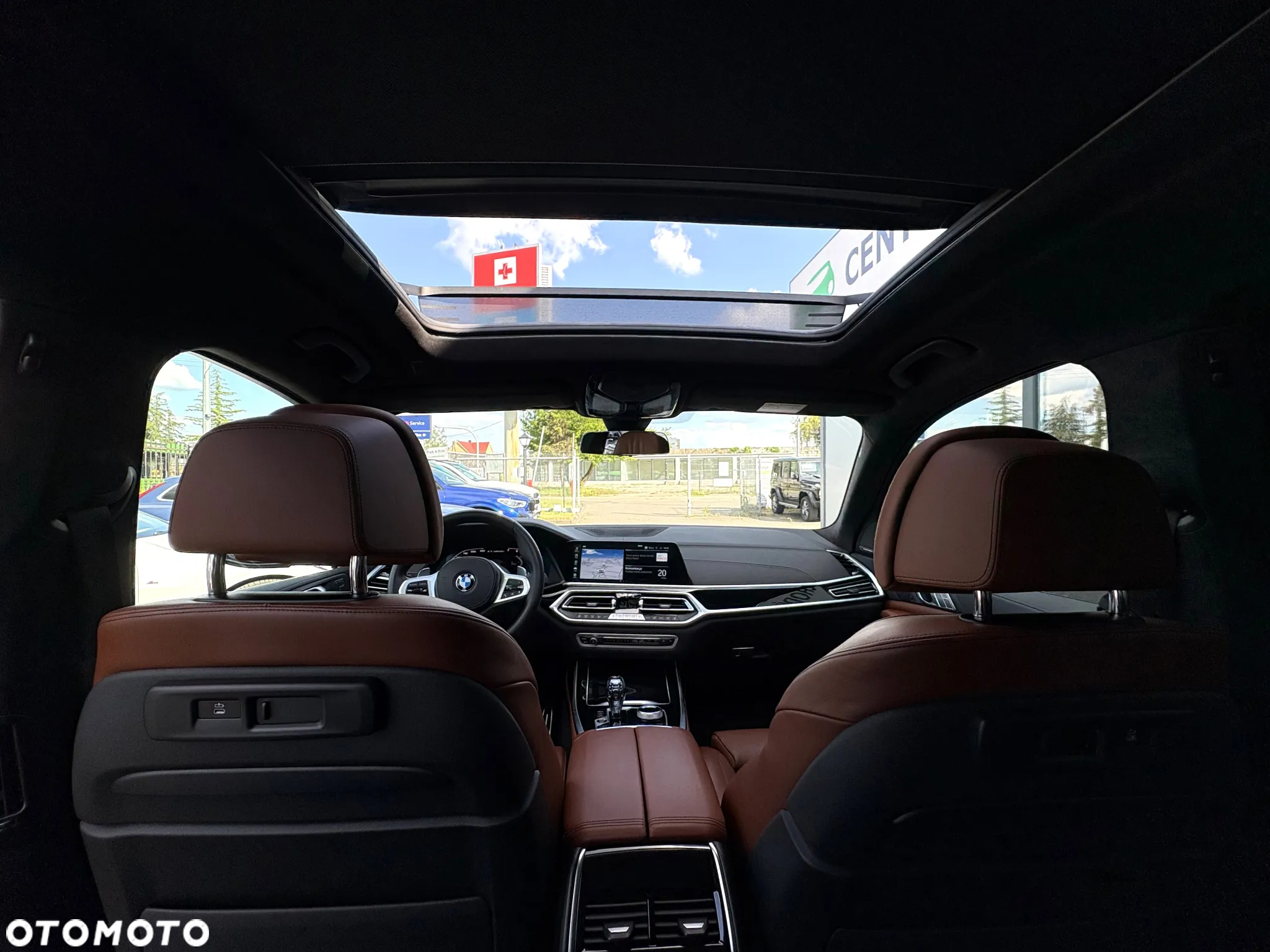 BMW X7 M50i sport - 33
