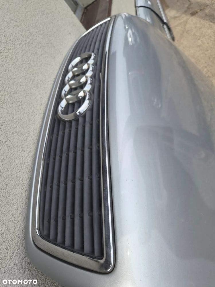 Maska grill Audi A8 D2 LY7M przed liftem kpl - 3