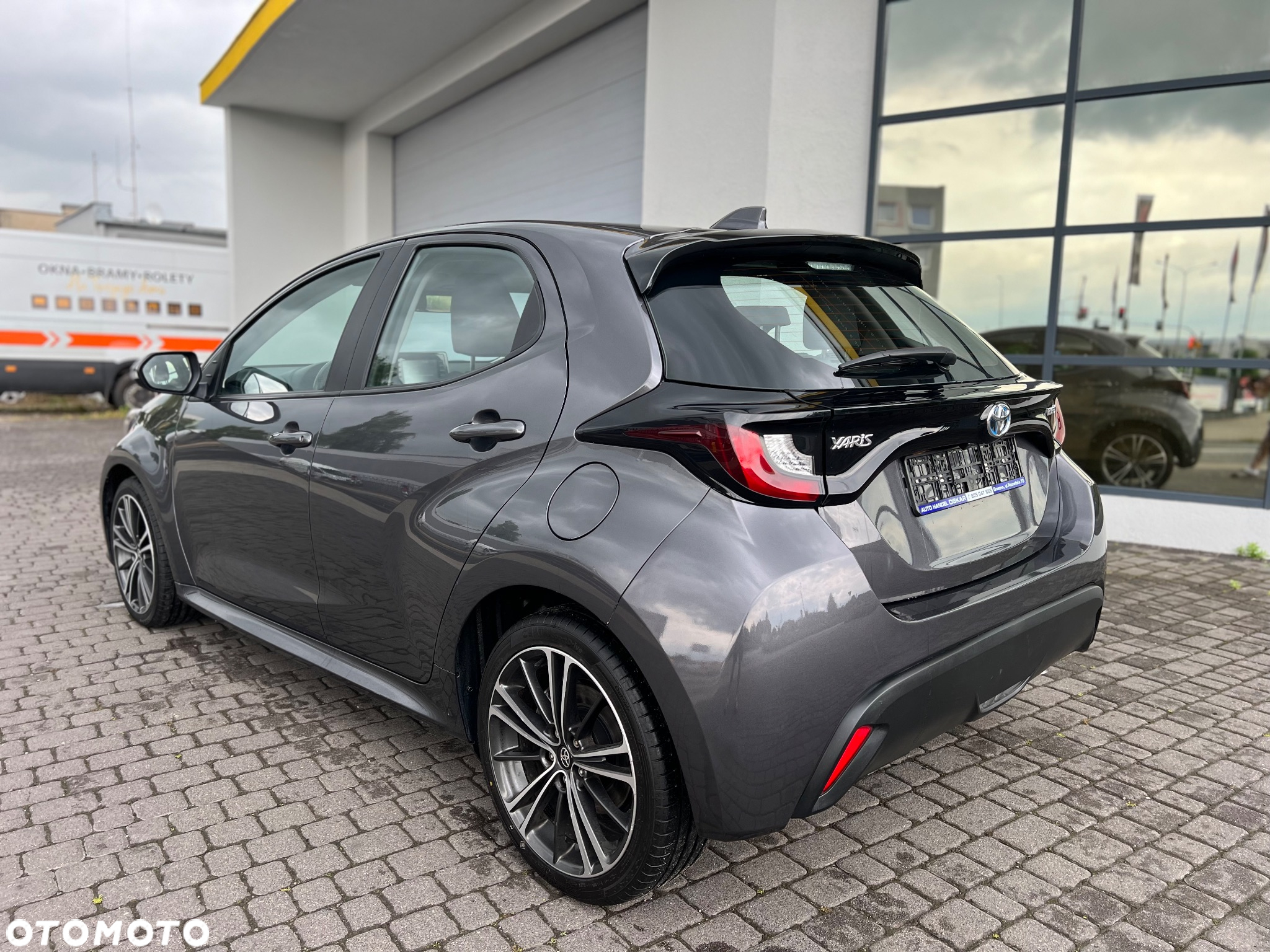 Toyota Yaris Hybrid 1.5 Comfort - 21