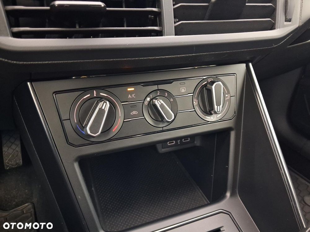 Volkswagen Polo 1.0 TSI Trendline - 19