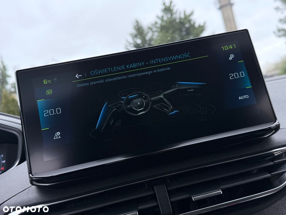 Peugeot 3008 1.6 PureTech HYbrid Allure S&S EAT8 - 23