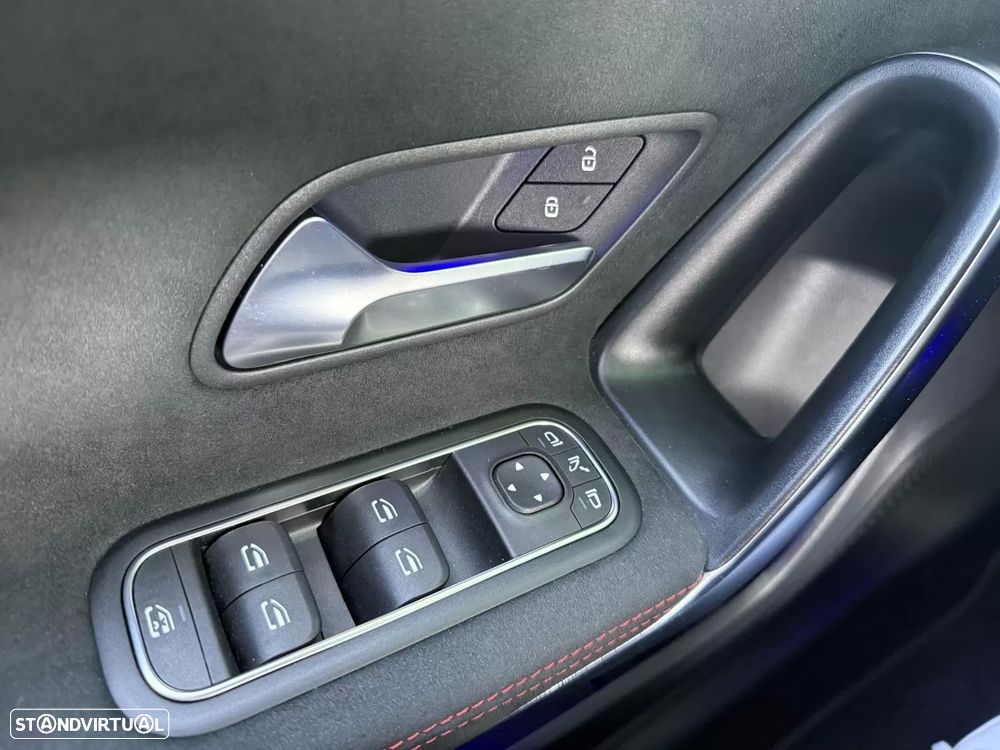 Mercedes-Benz A 200 AMG Line Aut. - 17