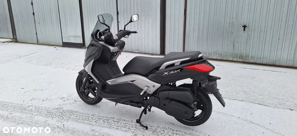 Yamaha X-max - 5
