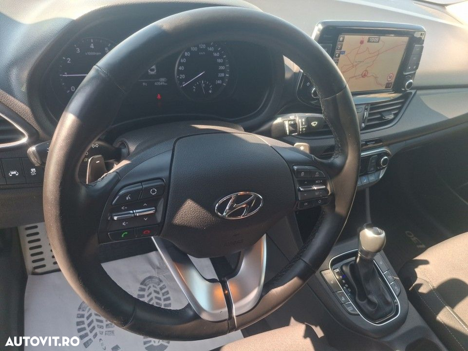 Hyundai i30 - 10