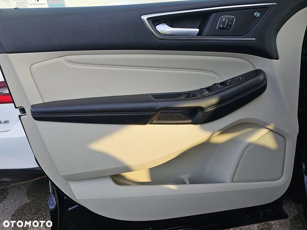 Ford Edge 2.0 EcoBlue Bi-Turbo 4x4 Titanium - 16