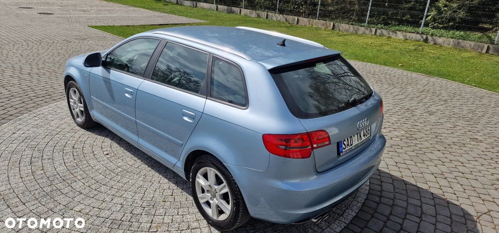 Audi A3 Sportback 2.0 TDI Ambiente - 14