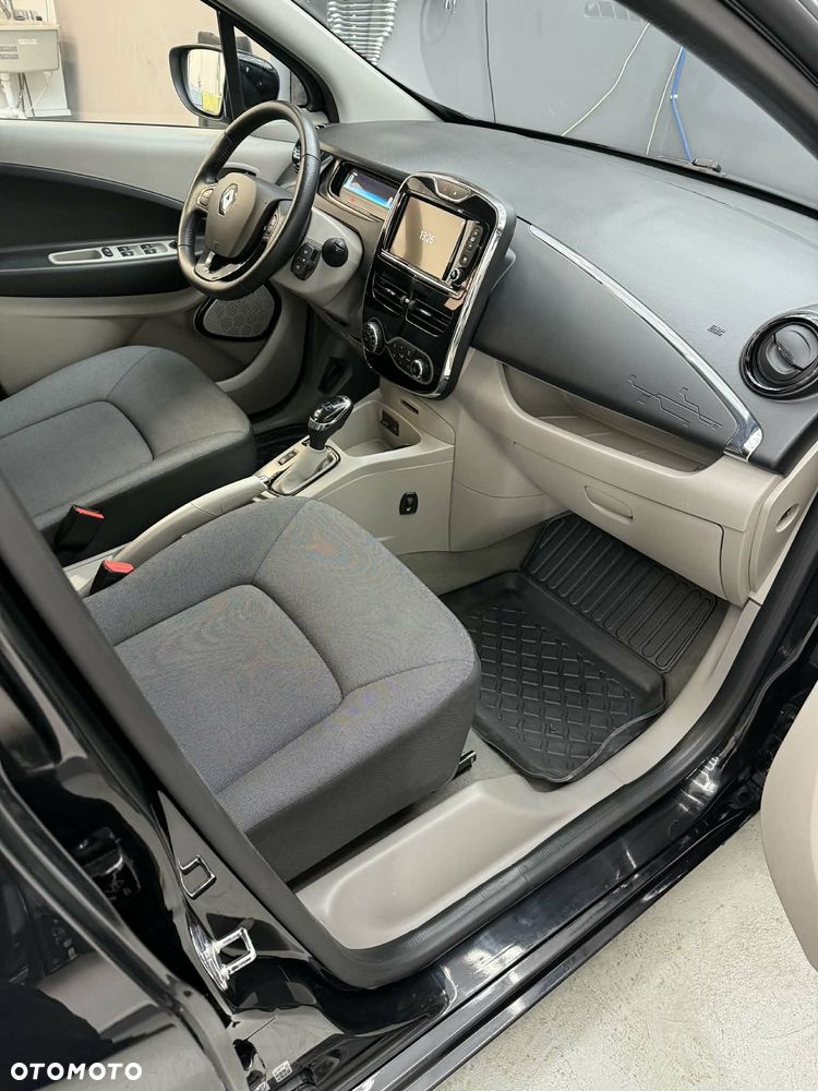 Renault Zoe - 6