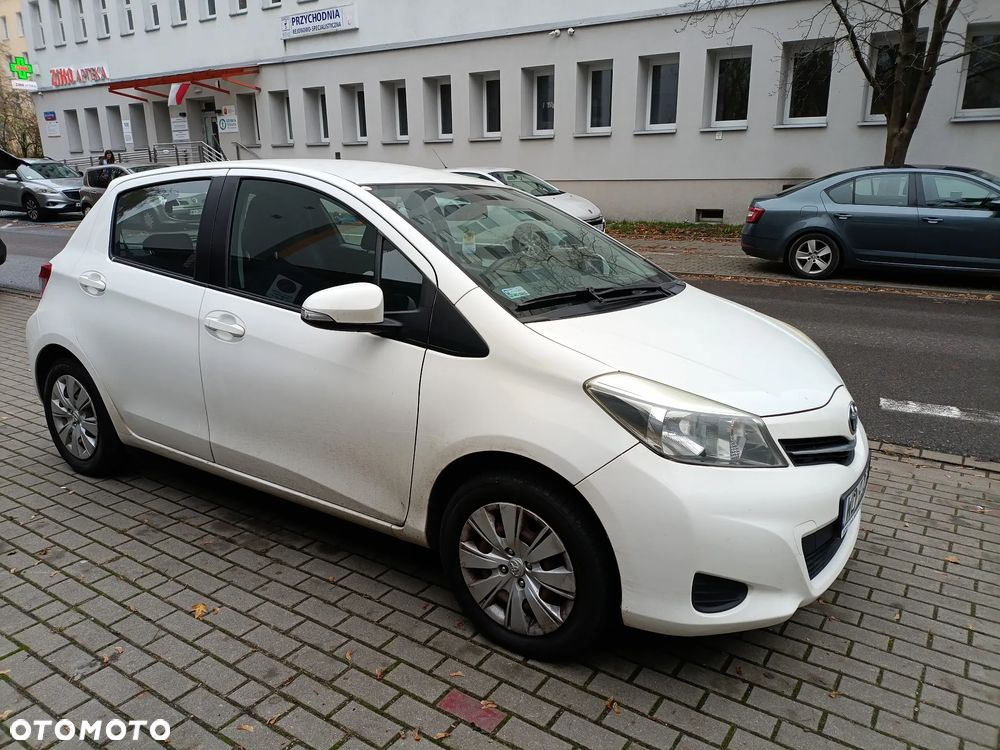 Toyota Yaris 1.4 D-4D Active - 3